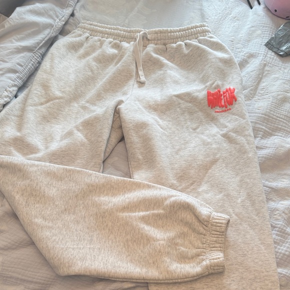 Gray whitefox Sweatpants with Pink Logo - Picture 1 of 3